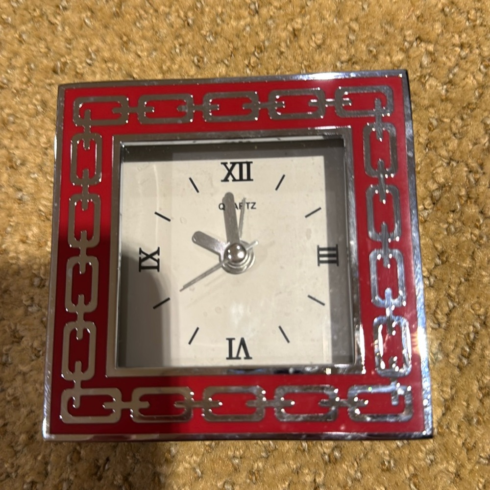 4” Quartz Reed & Baron Poppy Silver Link Clock
